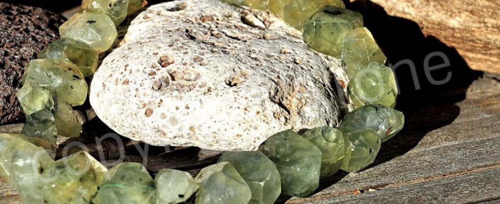 1STone Peridot Rohstrang by 1STone Art & Design