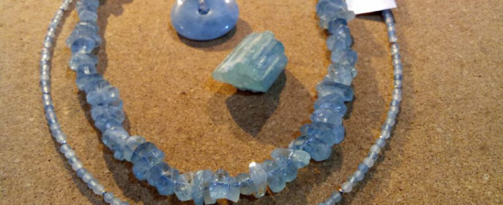 Aquamarin Rohkristall & Schmuck by 1STone Art & Design Custom Jewellery