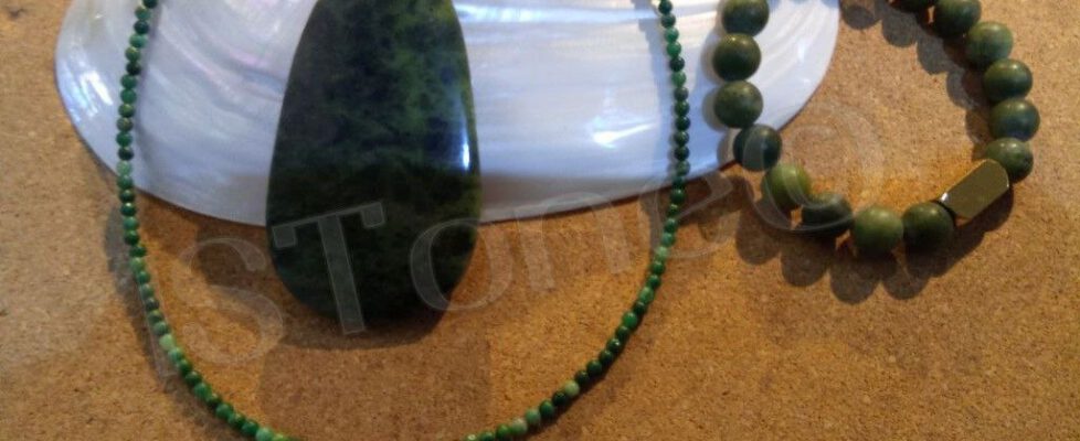 Nephrit Jade Edelsteinschmuck by 1STone