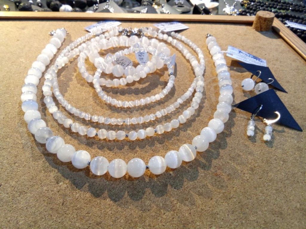 Selenit Edelsteinketten & Armbaender by 1STone